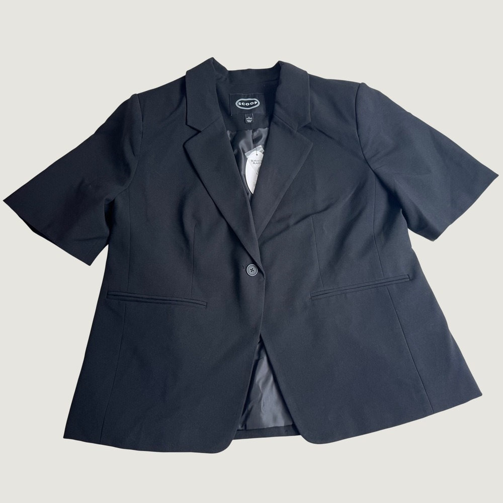 Dark Academia Short Sleeve Minimalist Boxy Blazer Black Plus Size 1X NWT - Picture 2 of 8